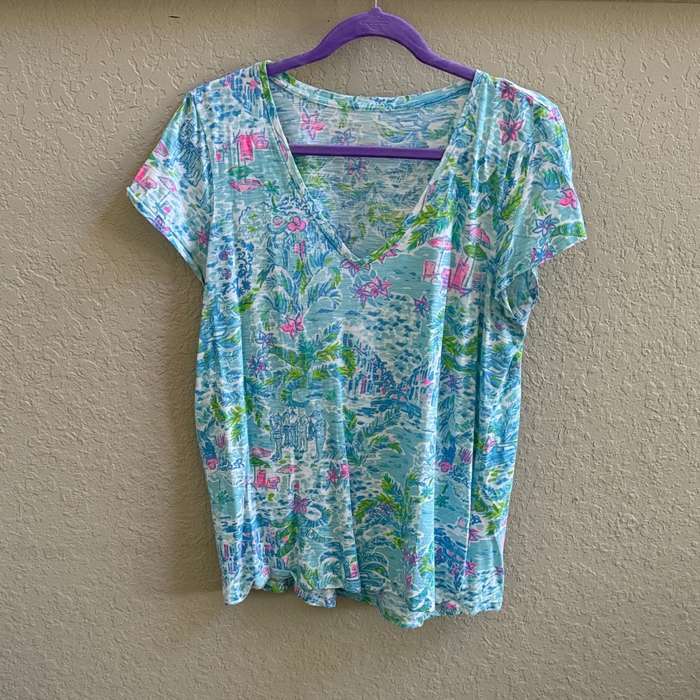 Lilly Pulitzer Light Blue Tropical Floral V-Neck Tee